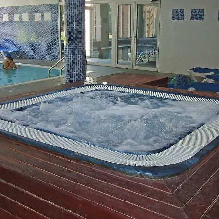 Appartamento Aquaria-3 By Interhome